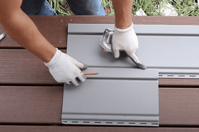 Board And Batten Vinyl Siding How To Install at Anna Tichenor blog