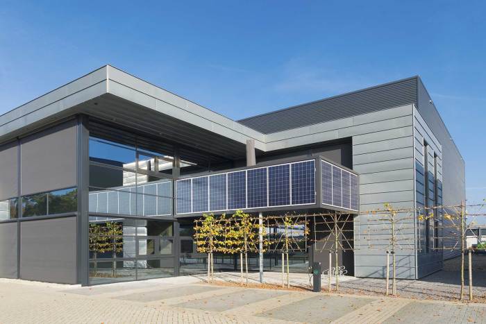 Commercial Siding Contractors Toronto | EMR Renovation Services