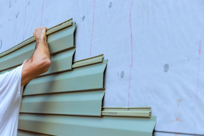 Vinyl Siding Installation: Everything You Need to Know - Selective ...